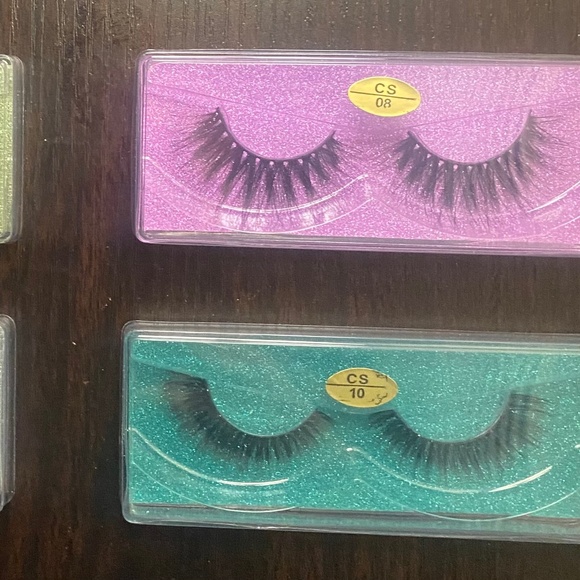 Eyelashes - Picture 4 of 4